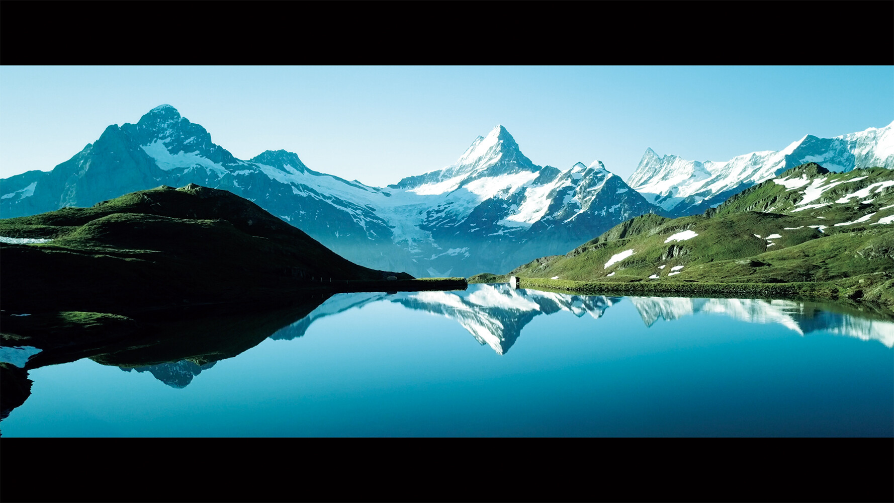『バッハアルプ湖（スイス ユングフラウ地方）』2018年6月撮影