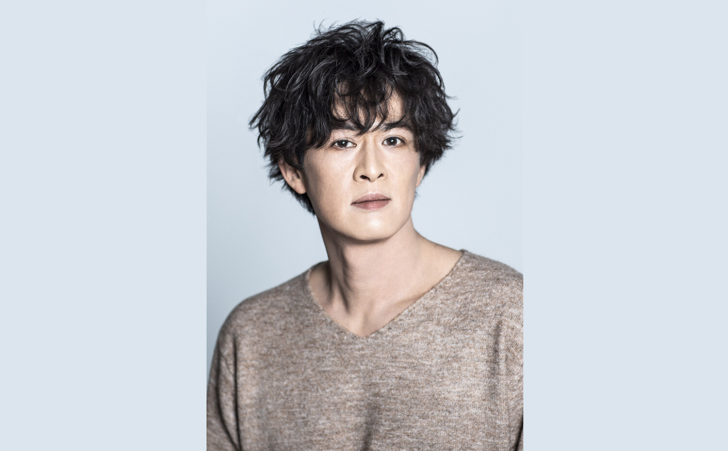 10代の思い出を語る 俳優 新納慎也 Topics Osaka University Of Arts