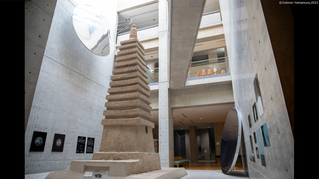 アートの視点から鏡本来の意味を問いかける「光を呼ぶ鏡－天と感応する