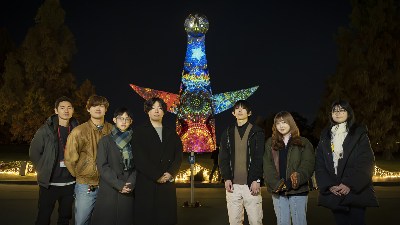 太陽の塔」にアートサイエンス学科が考案したプロジェクション